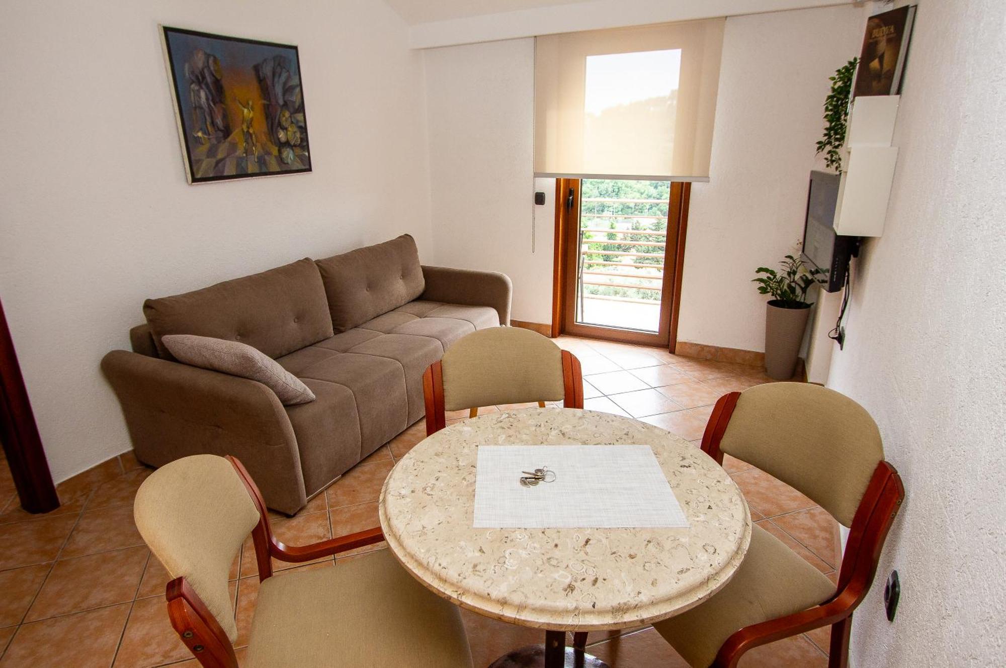 Guest House Jedro Petrovac na moru Exterior foto