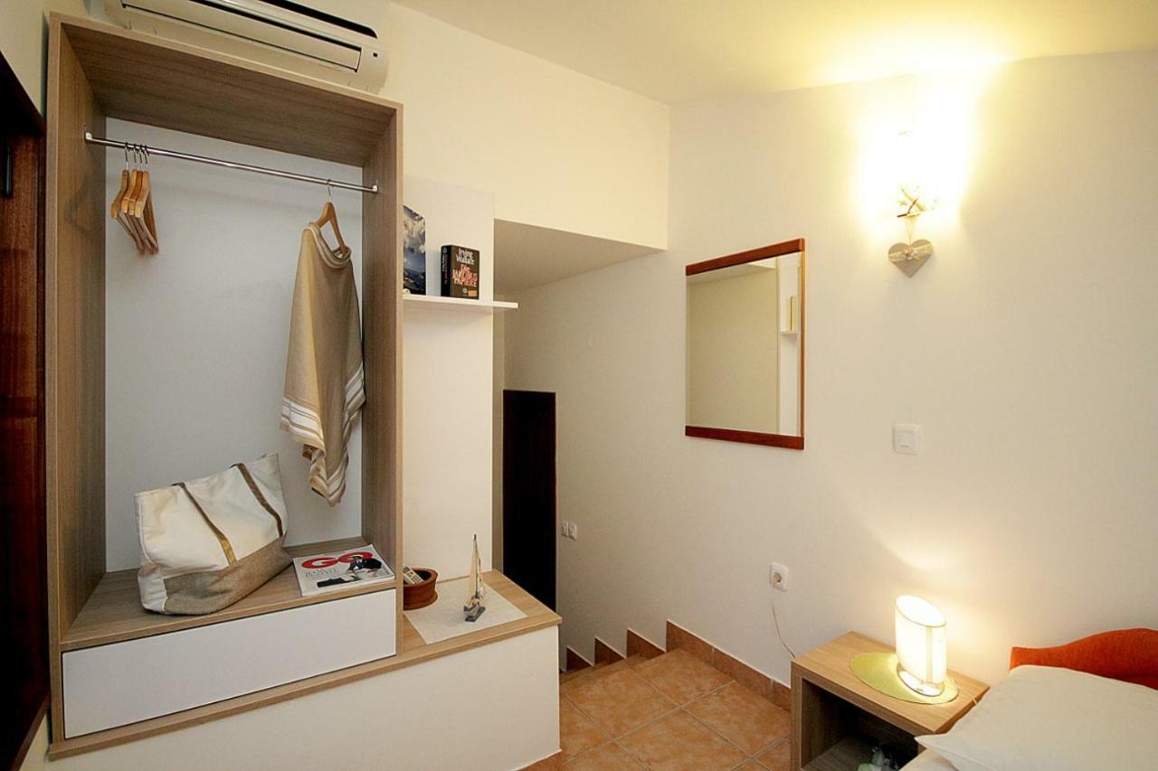 Guest House Jedro Petrovac na moru Exterior foto